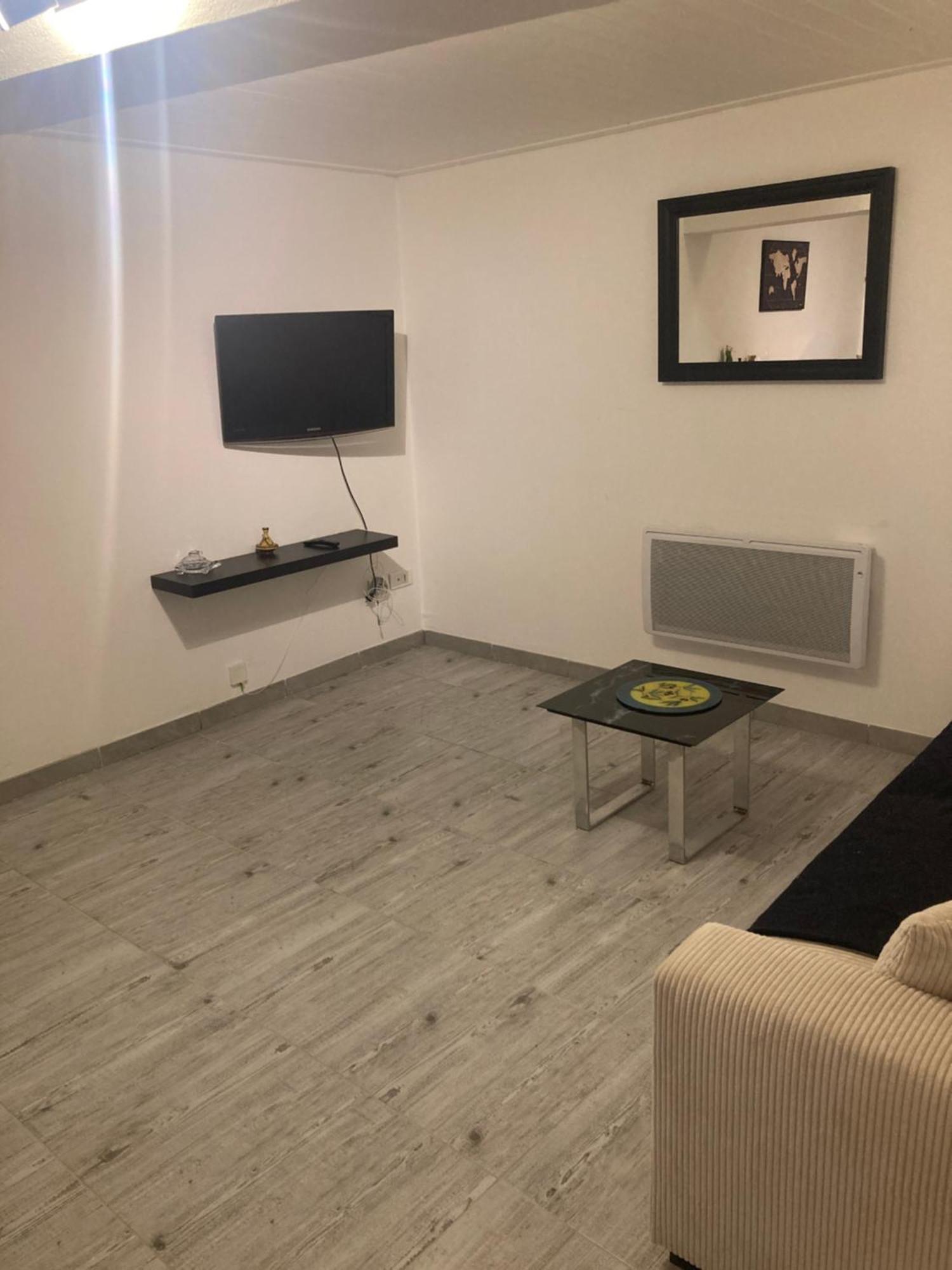 Studio Agreable Et Paisible Aubagne Exterior photo